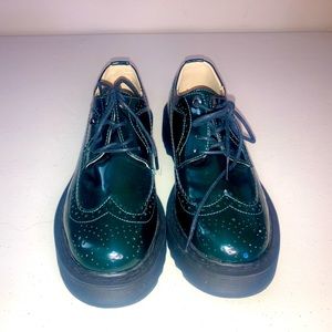 Green Dress Platform Shoes / Women’s Size 8 / Winners